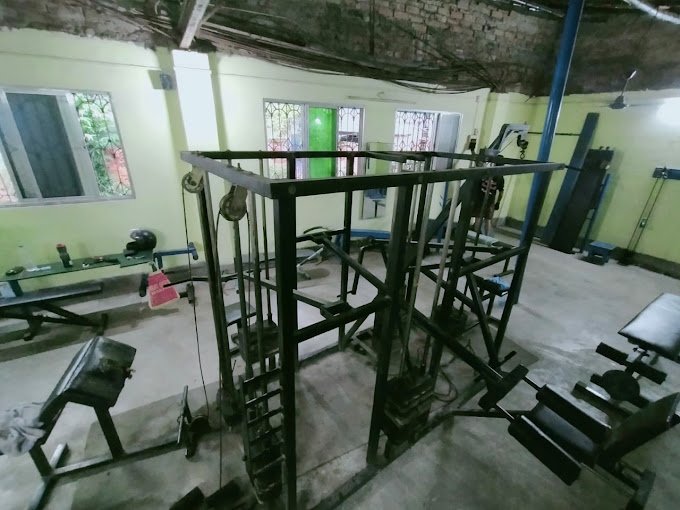 Bengal-Gymnasium_01