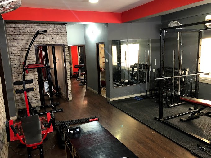 charlies-fit-street1